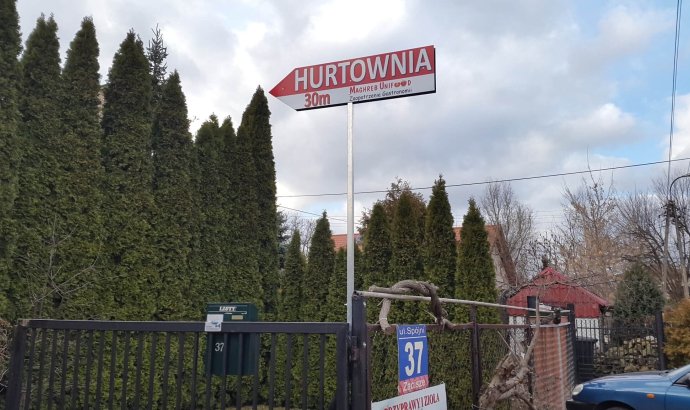 Szyld informacyjny o hurtowni