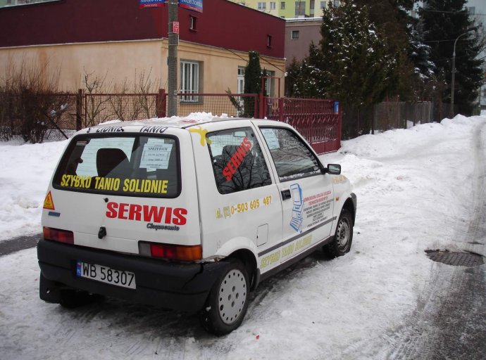 Oklejenie reklamą serwisu