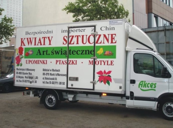 Oklejenie samochodu dostawczego