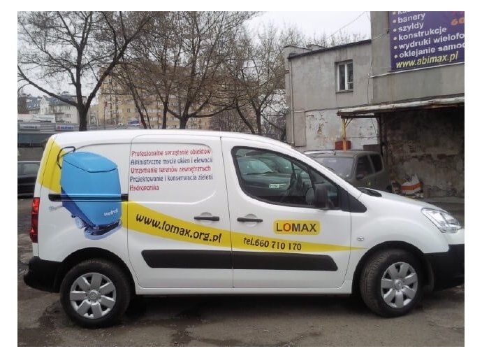 Okleiny samochodowe dla LOMAX