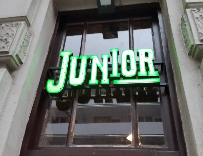 Litery przestrzenne podświetlane